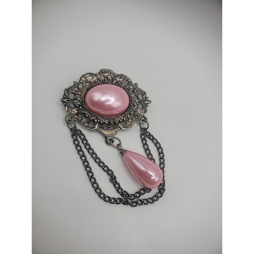 Vintage Brooch Pin Silver Tone Pink Cabochon Teardrop Bead Chain Jewelry Costume